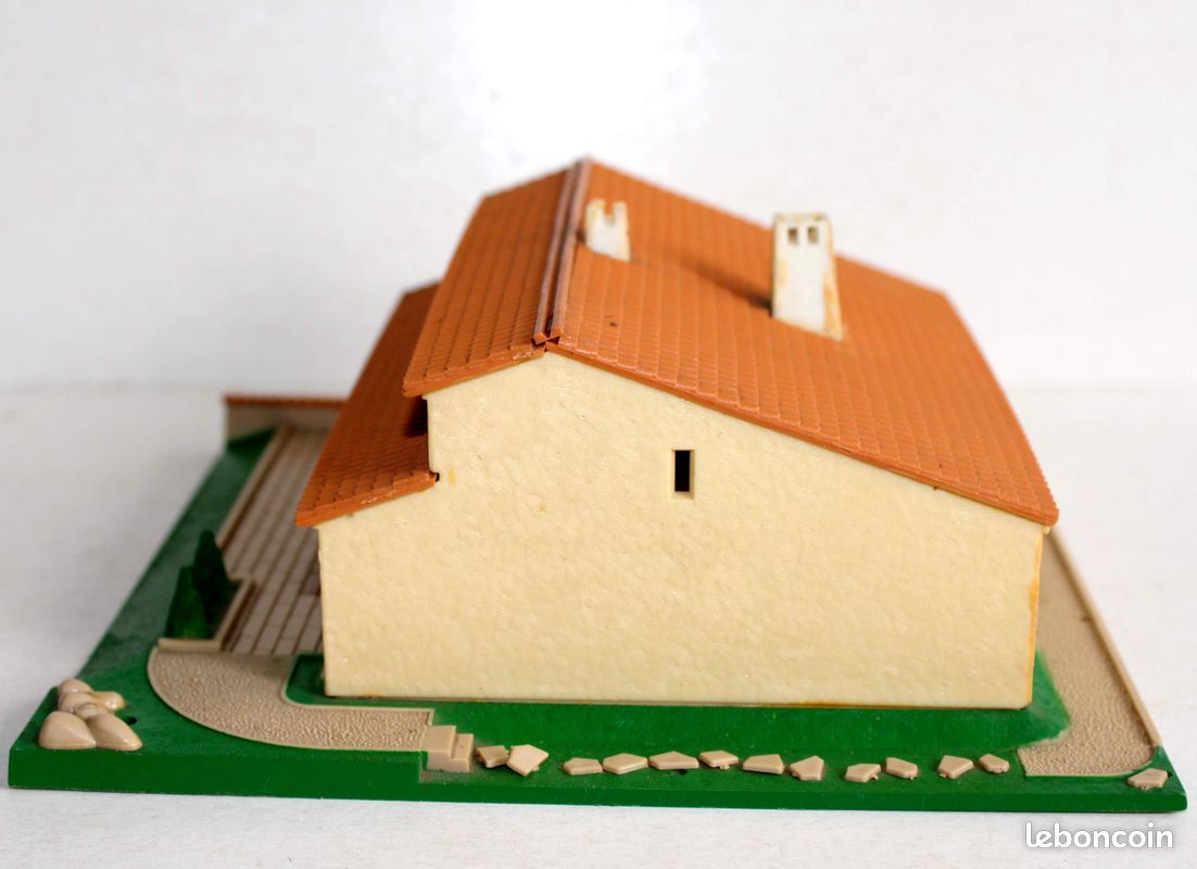 Kit JOUEF 1/87 HO 1992 Serre abri cabane pavillon diorama train