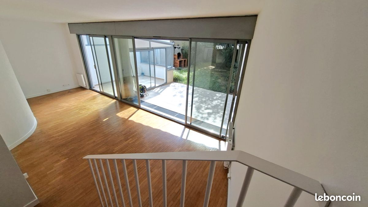 Appartement 3 pièces 72 m² · à Suresnes · 72 m² · 1 950 €/mois