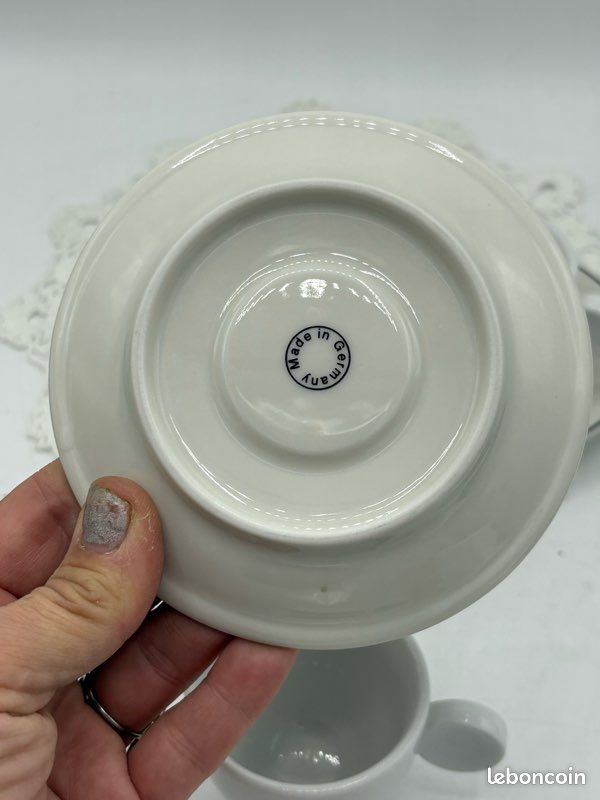 Lot 2 tasses Nespresso collector (image 4)