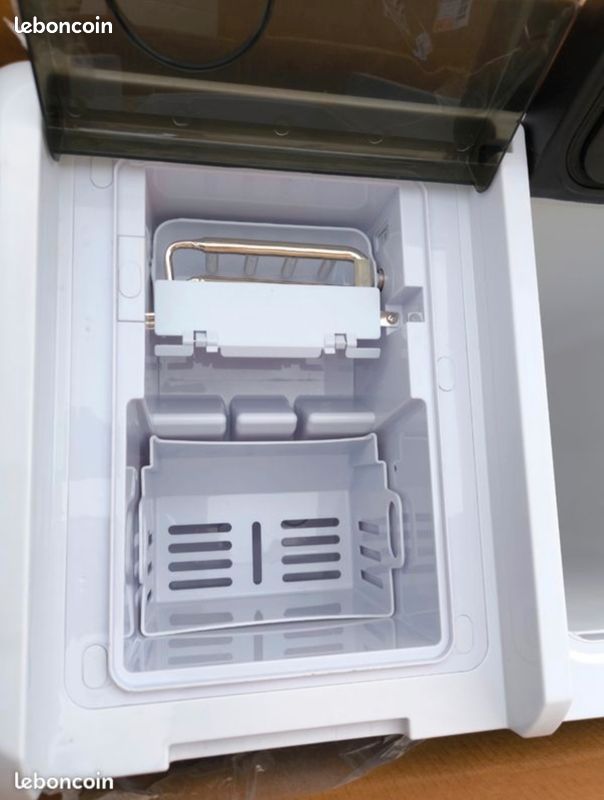 Réfrigérateur portable 36L, mini frigo de voiture/camion,m/caravane/ 12V avec fabrication de glace ❄️🧊 Glacière réglable ( -20C° / +20C°) (image 7)
