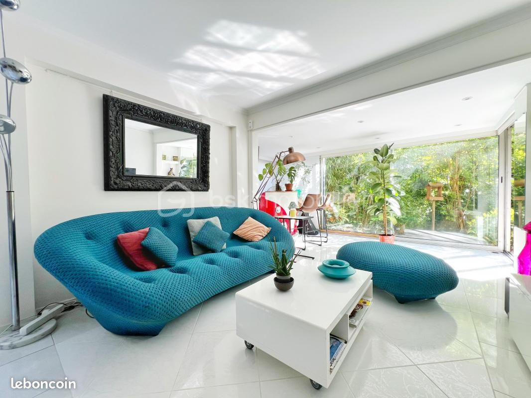 Appartement 5 pièces 110 m² · à Le Chesnay-Rocquencourt · 110 m² · 560 000 €