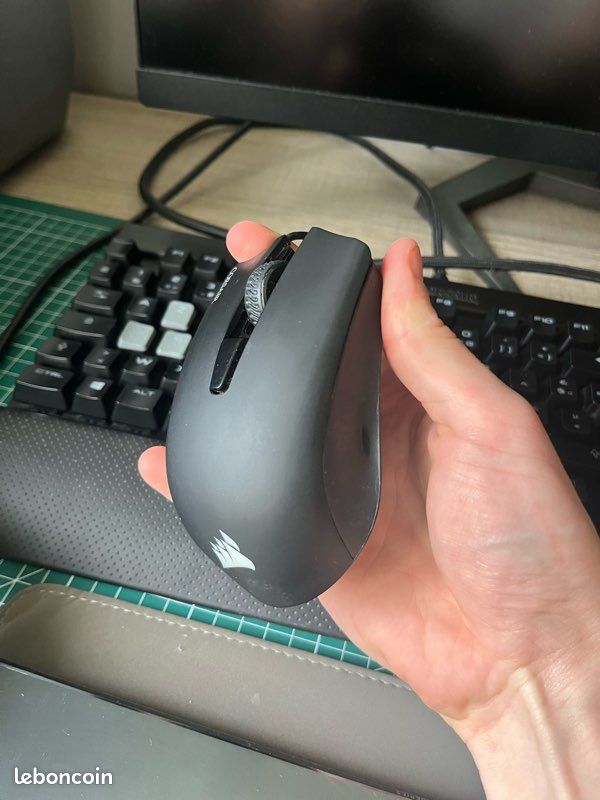 Souris corsair harpoon pro RGB (image 2)