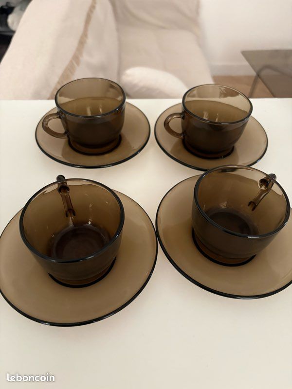 Service de 4 tasses à café Vereco France vintage en verre fumé avec soucoupes (image 2)