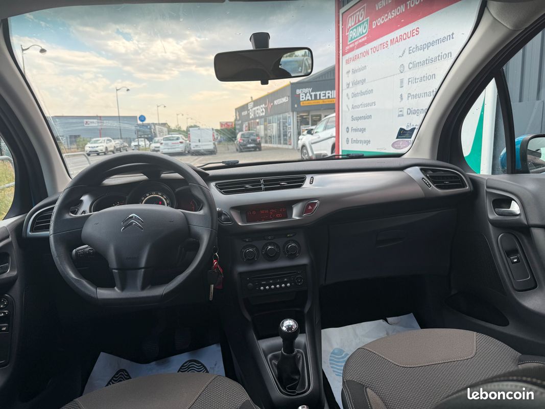 Citroen C3 1.2L ESSENCE CONFORT (image 4)