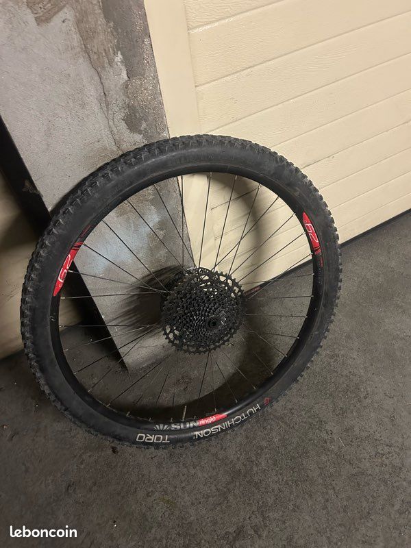Roue arrière VTT avec disque TBE 29 Équipements vélos