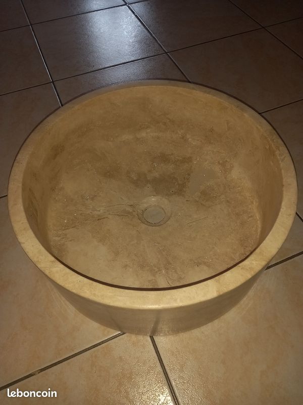 Vasque (image 1)