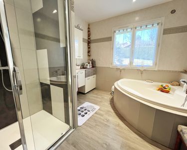 Maison 739 000 € - 175 m²