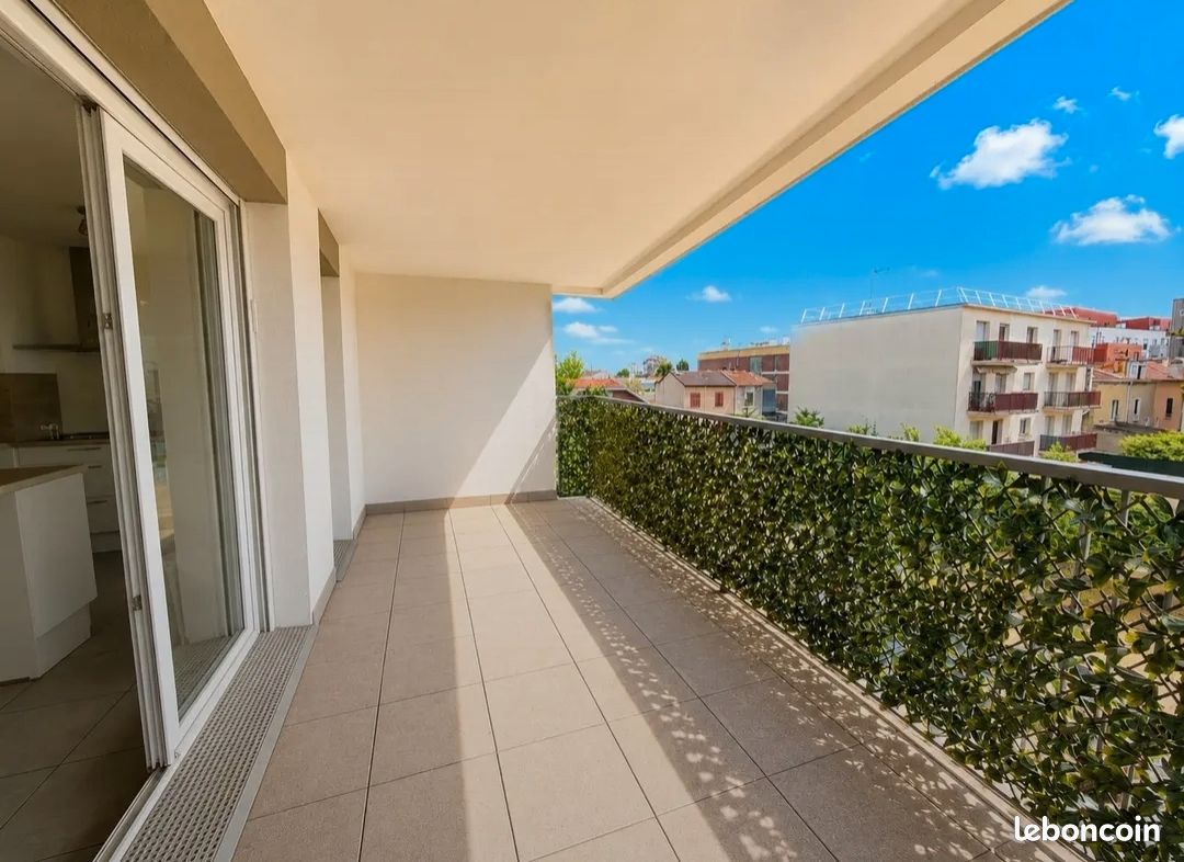 Appartement 4 pièces 80 m² · à Romainville · 80 m² · 450 600 €