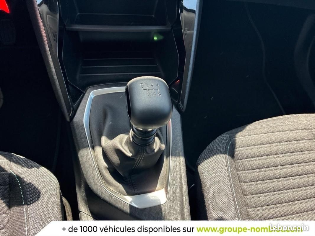 Peugeot 2008 PureTech 100 S&S BVM6 Style (image 14)