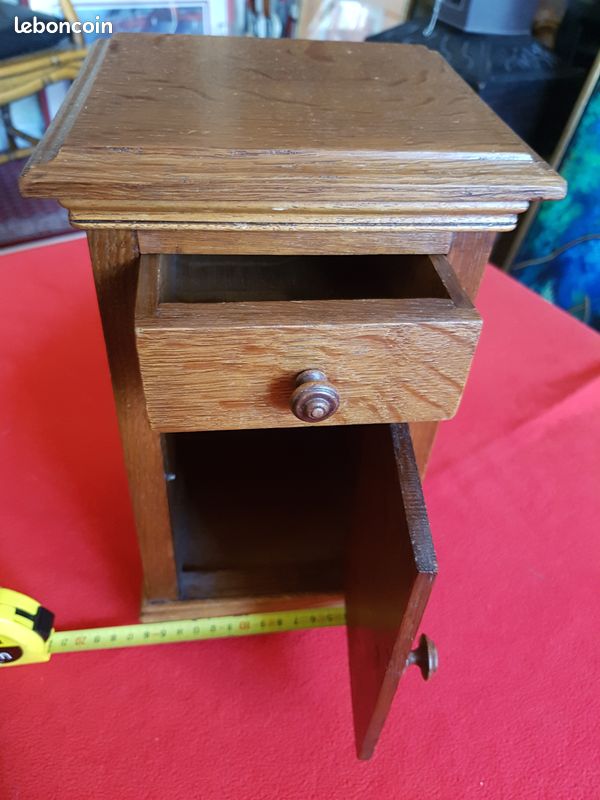 Mini chevet en bois (image 2)