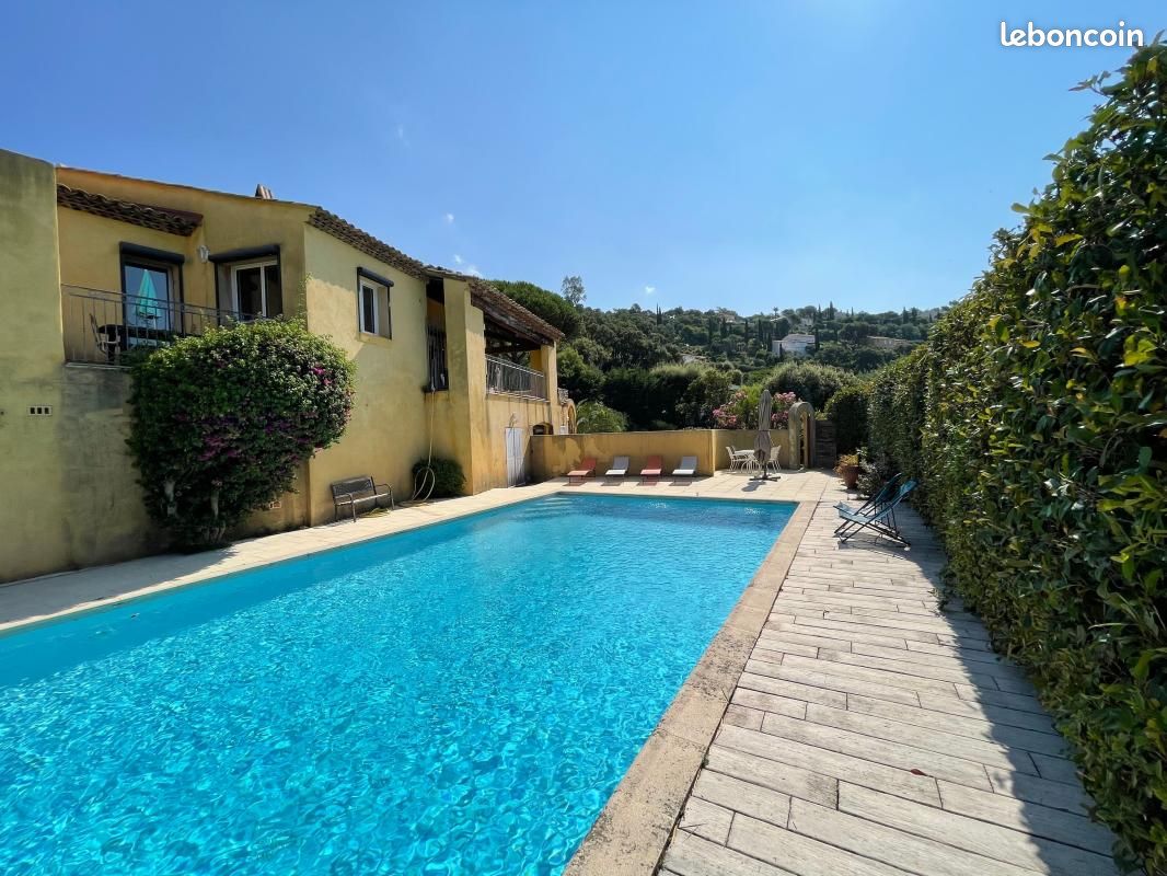 Maison 6 pièces 140 m² · à Cavalaire-sur-Mer · 140 m² · 990 000 €