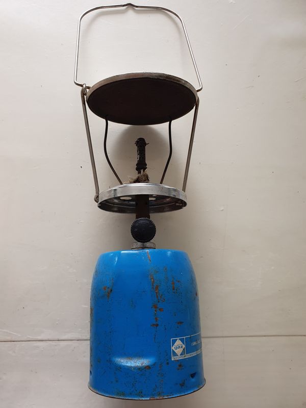 Ancienne lampe camping gaz au gaz - Équipement caravaning