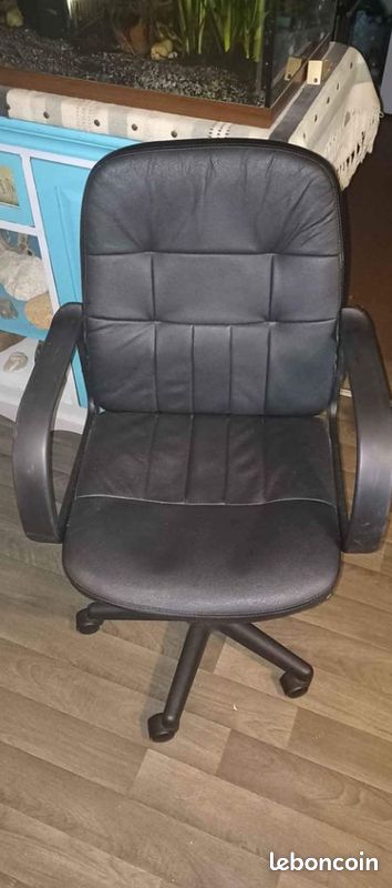 Fauteuil de bureau roulettes (image 1)