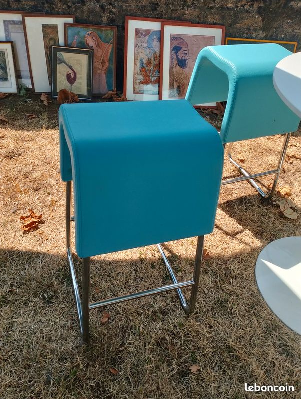 Table pied tulipe et 4 chaises semi haute (image 3)
