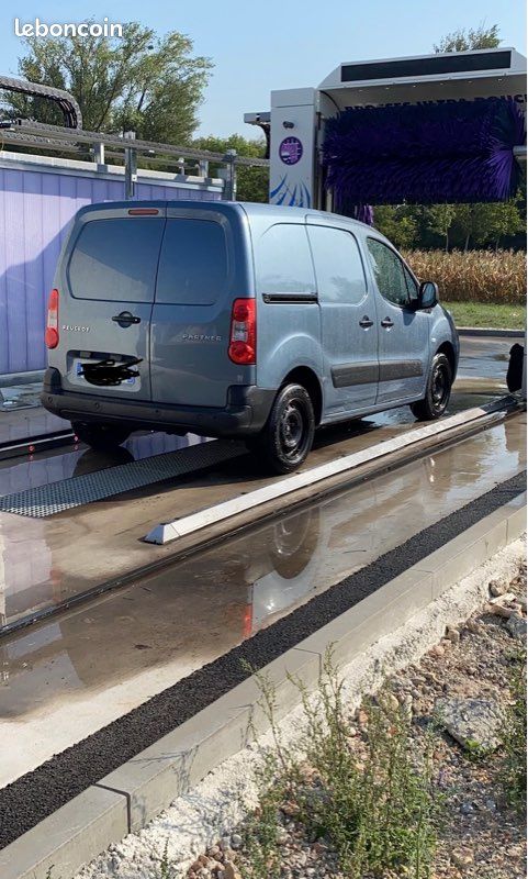 Peugeot partner 1.6 hdi 90ch (image 1)