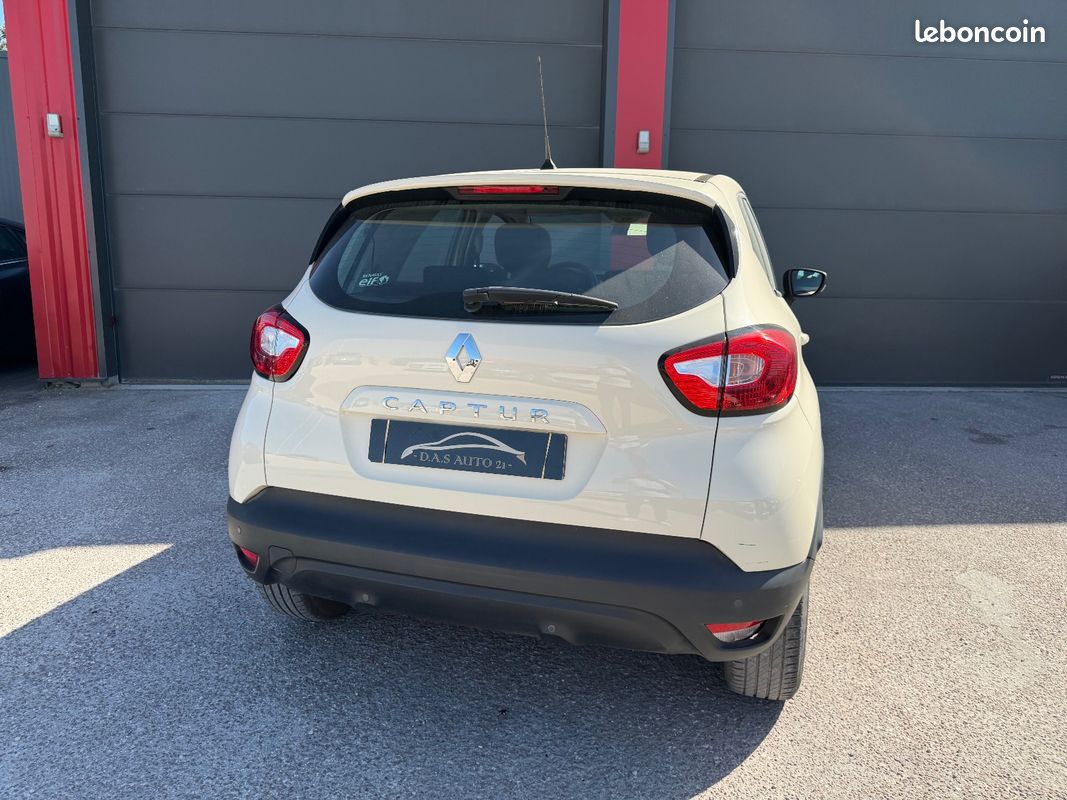 RENAULT CAPTUR TCe 90 Energy Life (image 6)