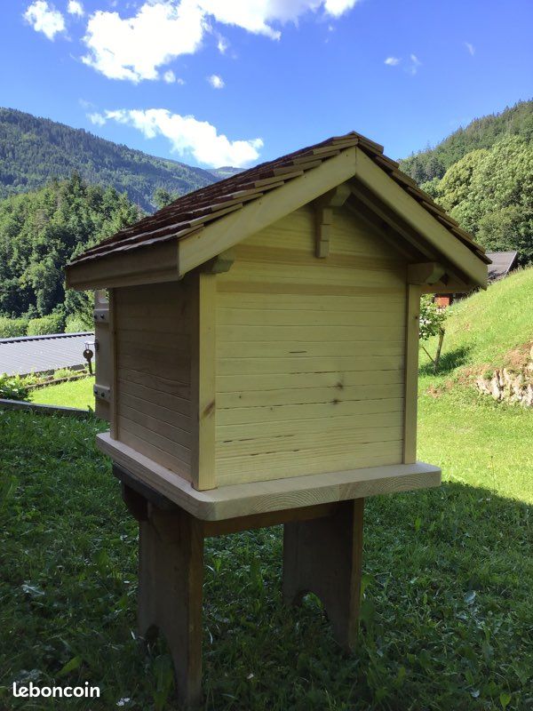 Boîte à lettres artisanale style chalet bois (image 3)
