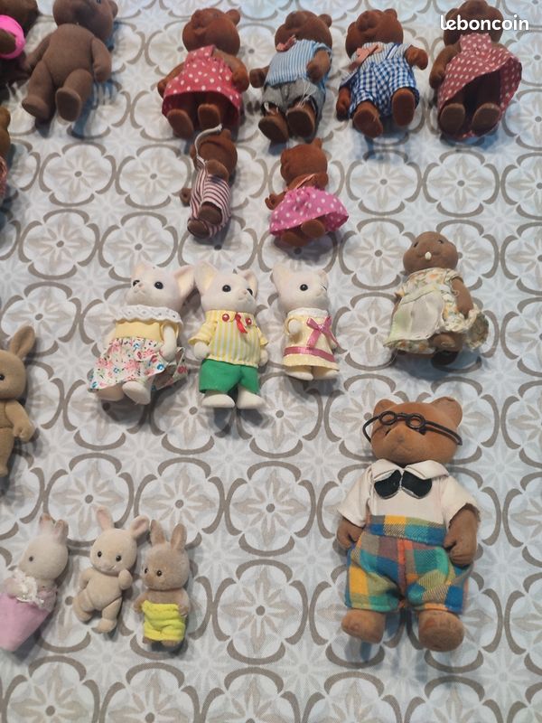 Lot 16 Figurines Petits Malins / Sylvanians Vintage Bandai / Epoch A-12