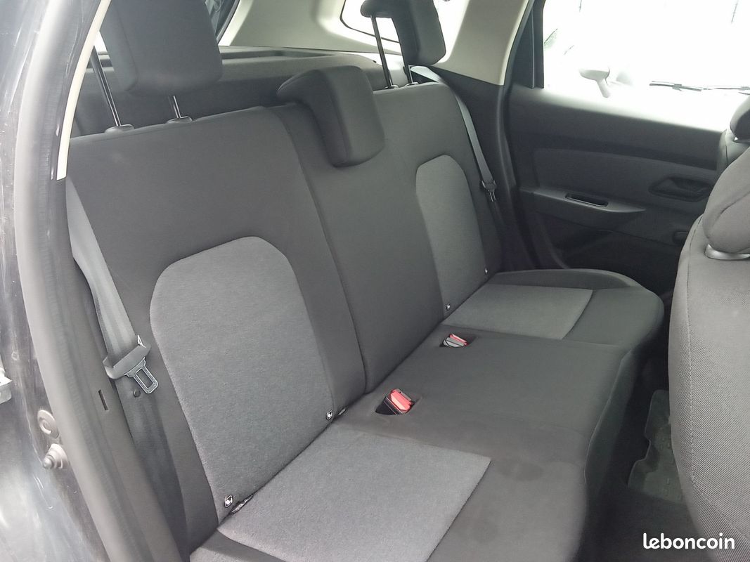 Dacia duster 0.9 tce 90 essential (image 15)