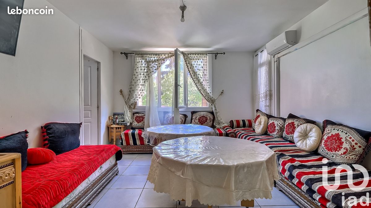 Appartement 4 pièces 74 m² · à Nîmes · 74 m² · 65 000 €