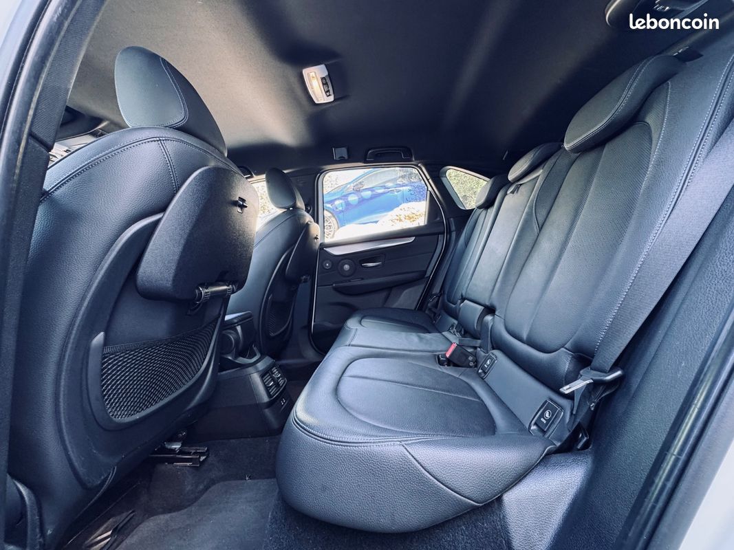 BMW SERIE 2 Active Tourer 1.5L 220CH 225 xe M Sport + SIEGES CHAUFFANTS + AFFICHAGE TETE HAUTE + HARMAN KARDON + CAMERA DE RECUL + GARANTIE 12 MOIS (image 11)