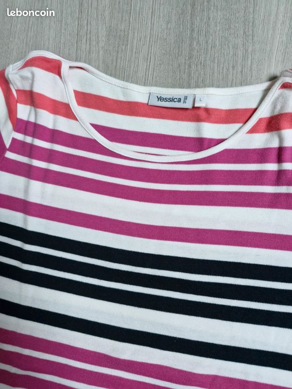 T-shirt Femme YESSICA C&A 100% Coton Coupe Ajustée - Blanc - Taille S (FR36) - Parfait état