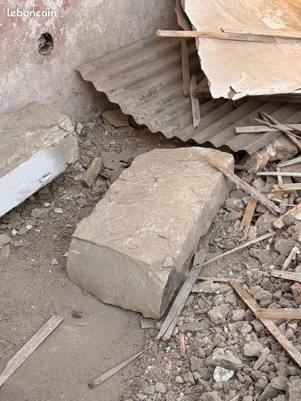 Pierres anciennes en grès des Vosges (image 2)