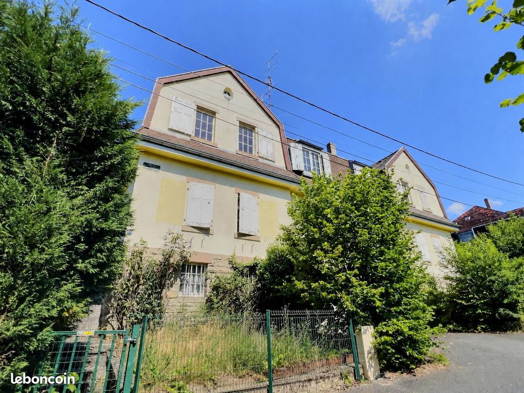 Maison 7 pièces 227 m² · à Sarralbe · 227 m² · 115 600 €