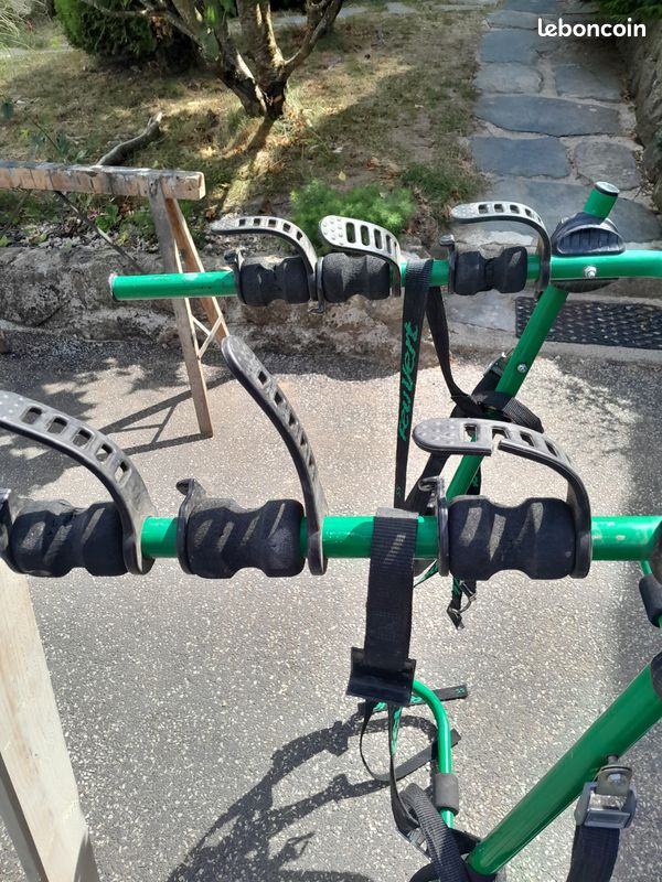 Porte-vélos pour hayon (image 1)