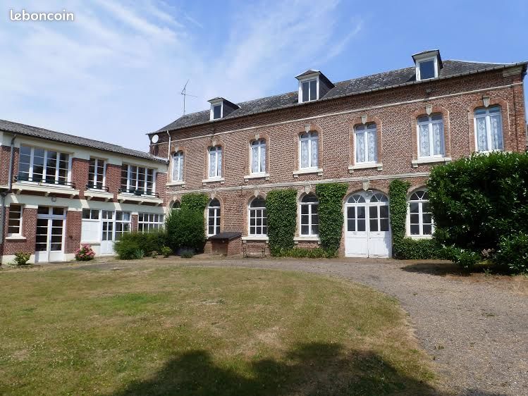 Maison 7 pièces 700 m² · à Grandvilliers · 700 m² · 348 000 €