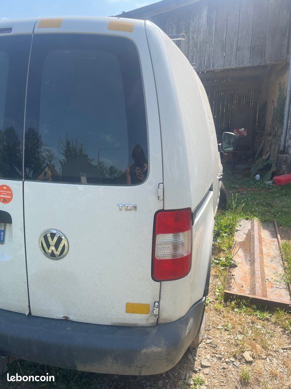 Vw Caddy (image 2)