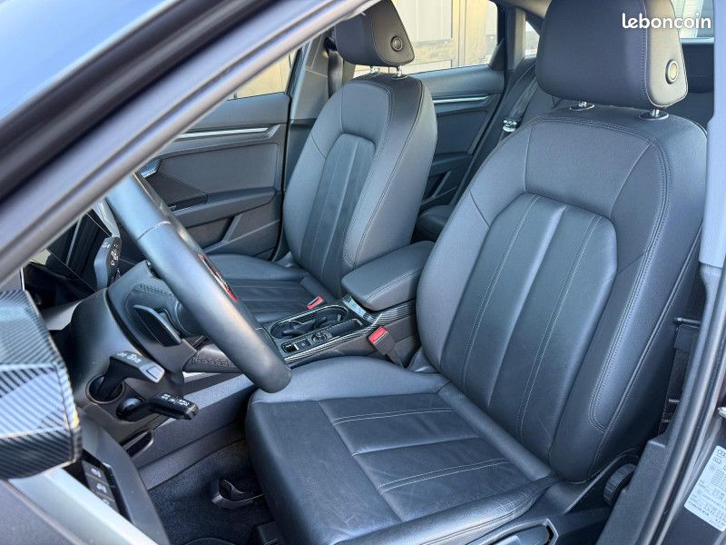 Audi A3 BERLINE 35 TFSI 150CH MILD HYBRID DESIGN LUXE S TRONIC 7 (image 10)