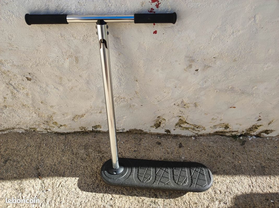 Trottinette Ultimate Flex pour trampoline de loisirs