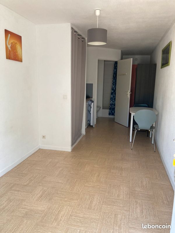 Appartement 1 pièce 19 m² · à Vannes · 19 m² · 400 €