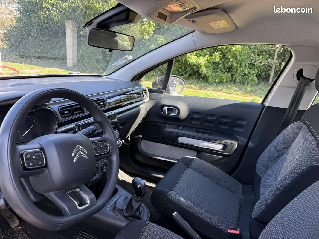 CITROEN C3 1.2 PureTech 12V - 68 BERLINE Feel PHASE 1 (image 5)