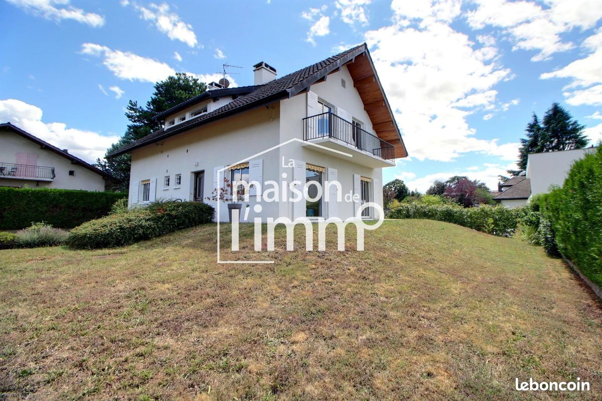 Maison a louer thonon-les-bains - 6 pièce(s) - 186 m2 - Surfyn