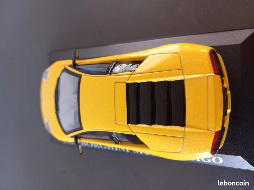 Modèle Voiture Métal Lamborghini Murciélago Coupé Jaune 2001-2010 1/34-1/39