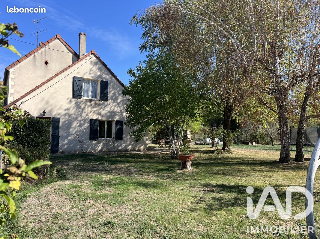 Maison 8 pièces 165 m² · à Saint-Agnan · 165 m² · 159 000 €