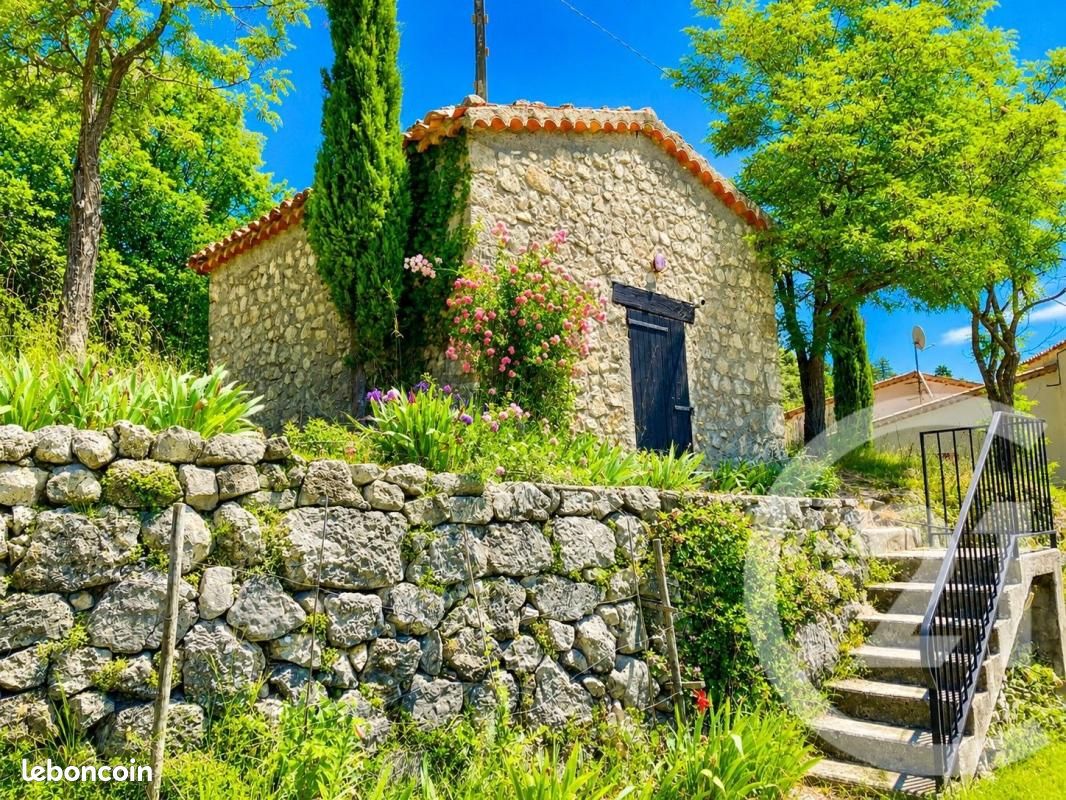 Maison 7 pièces 183 m² · à Rougon · 183 m² · 579 000 €