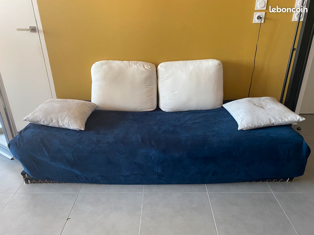 Canapé-lit en futons japonais en très bon état (image 1)