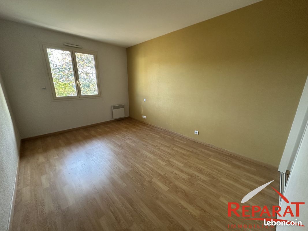 Appartement a louer brive-la-gaillarde - 3 pièce(s) - 84 m2 - Surfyn