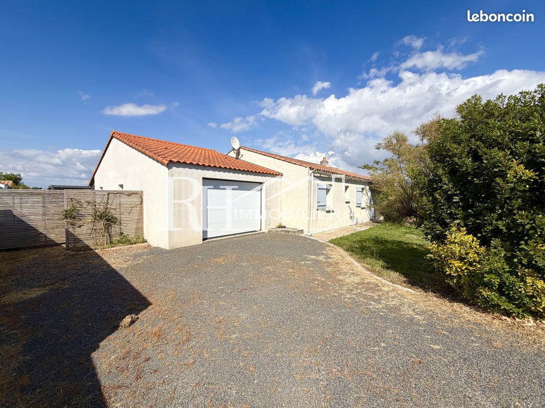 Maison 6 pièces 123 m² · à Brem-sur-Mer · 123 m² · 321 500 €