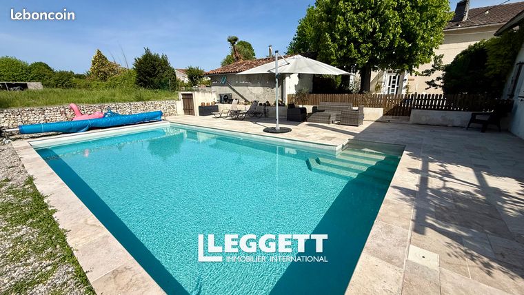 Maison 9 pièces 142 m²