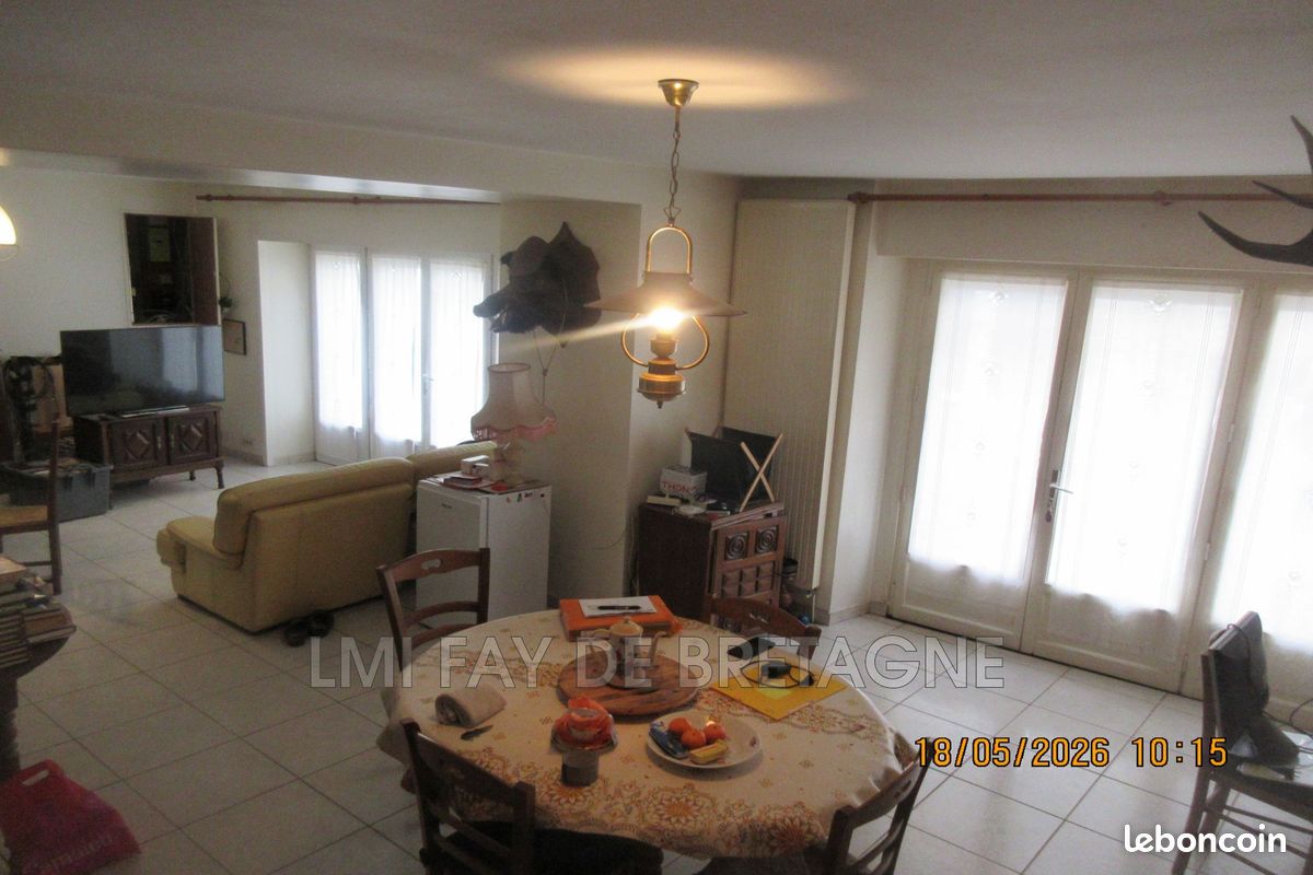 Maison 6 pièces 169 m² · à Saint-Étienne-de-Montluc · 169 m² · 178 500 €