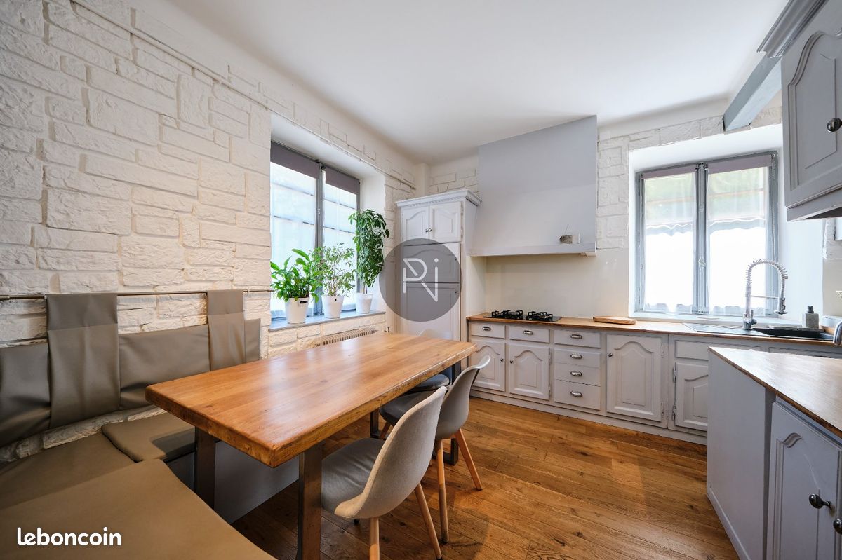 Appartement 3 pièces 64 m² · à Annecy · 64 m² · 390 000 €