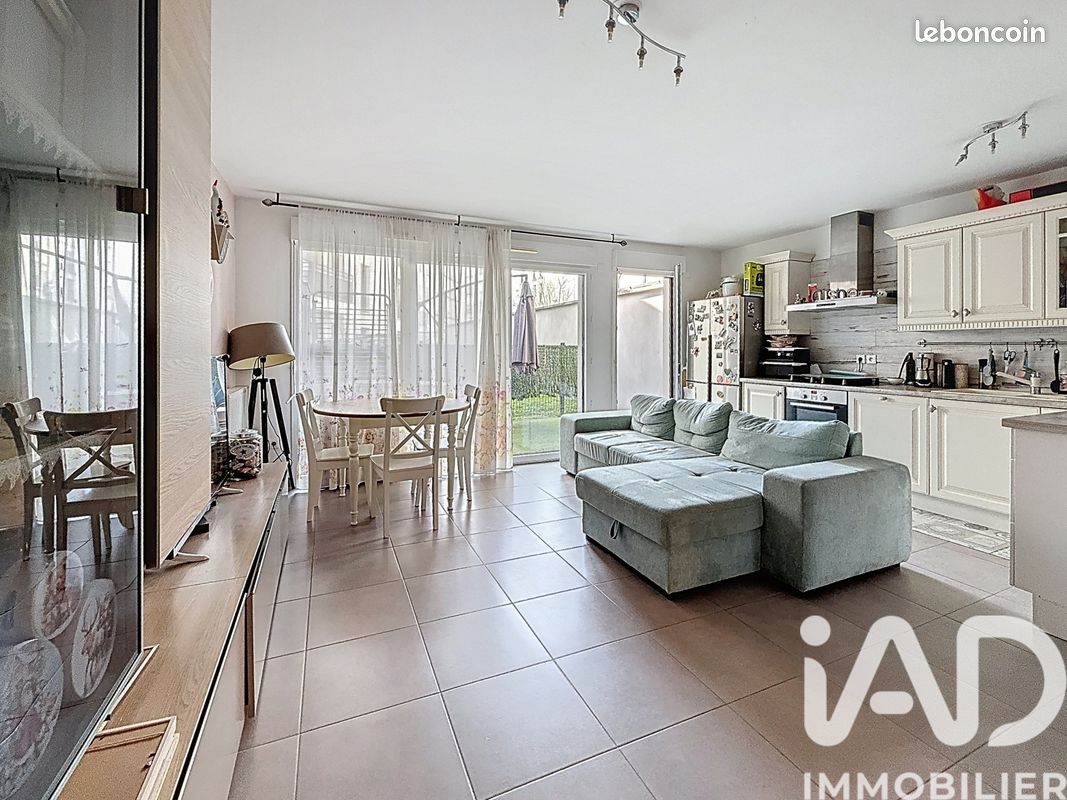 Appartement 3 pièces 66 m² · à Athis-Mons · 66 m² · 233 000 €