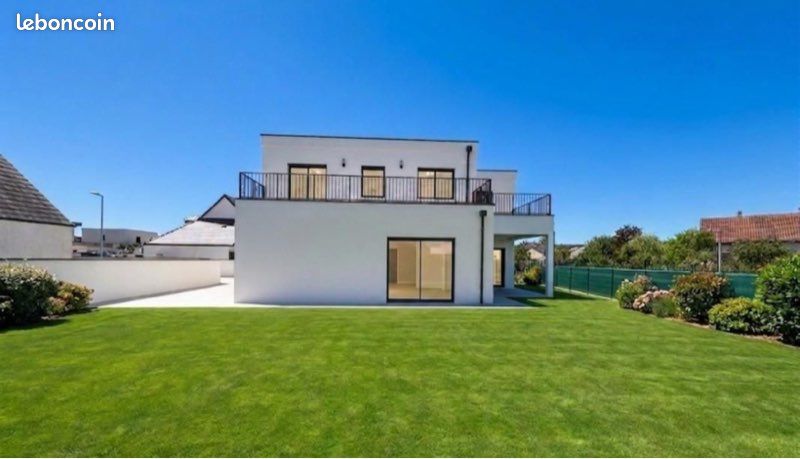 Maison 5 pièces 160 m² · à Ahuy · 160 m² · 645 000 €