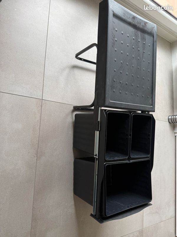 Bloc poubelles sous évier à glissières (image 3)
