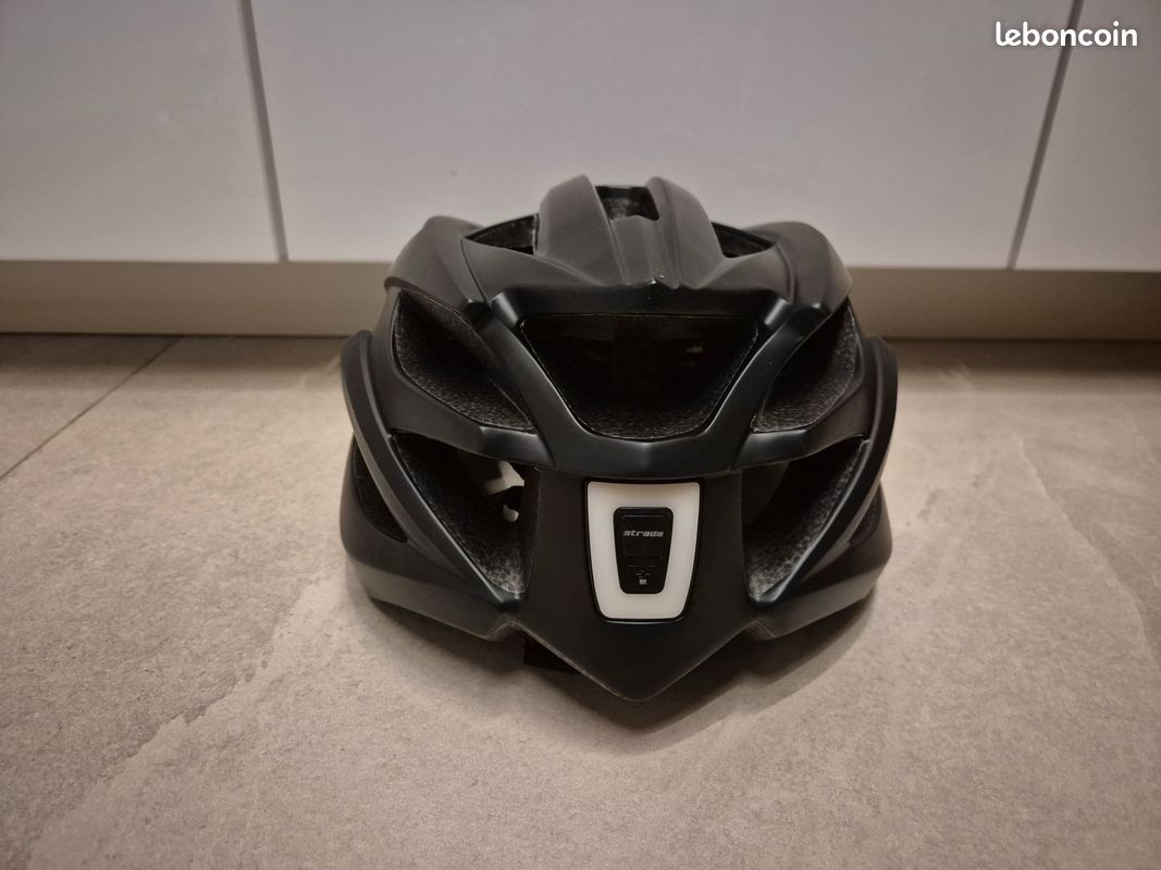 Casque vélo STRADA noir Neuf avec lumière intégrée (image 3)