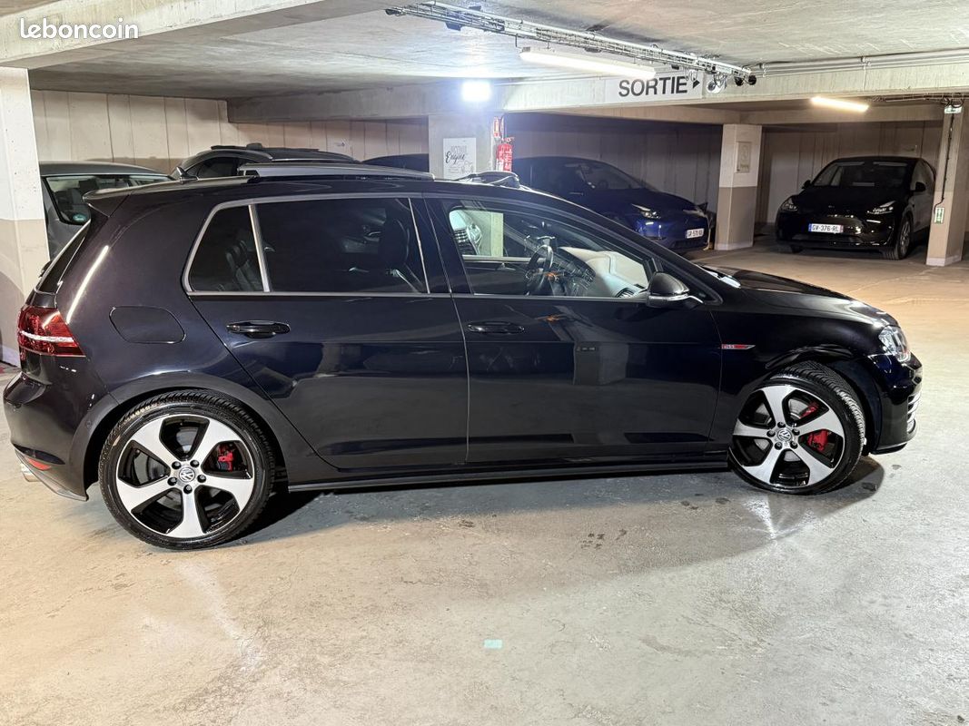 VOLKSWAGEN GOLF 7 VII GTI 2.0L TSI 220 - DSG 6 - 1ère main / Faible Kms (image 6)